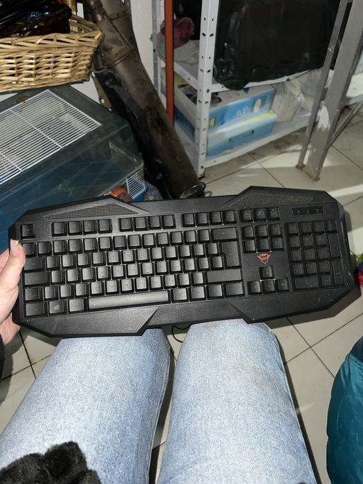 Teclado gaming novo