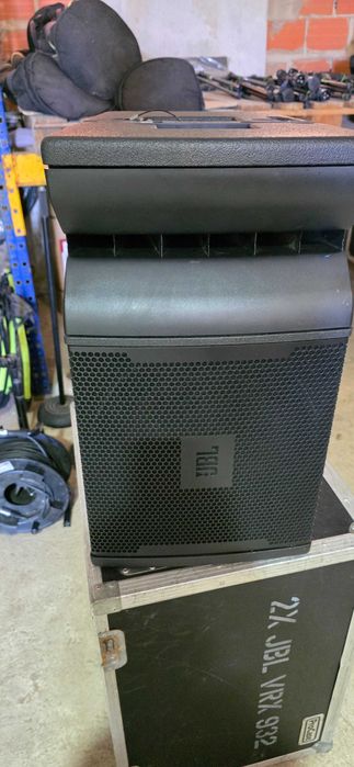 JBL VRX932LA – 4 Colunas Line Array Passivas com Cases