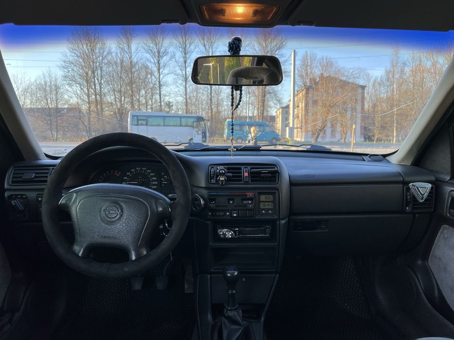 Продам дуже хороше авто Opel Vectra