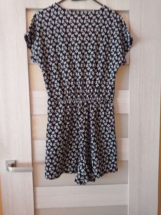 Krótki damski kombinezon letni Stradivarius roz. M