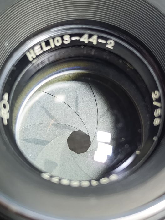 Фотоапарат Зенит у кофрі.