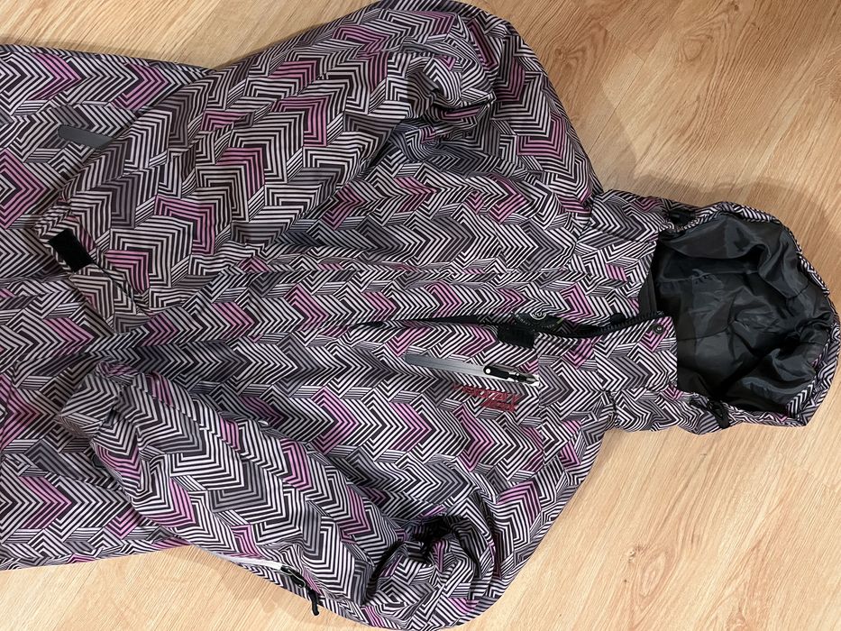 Komplet narciarski kurtka i spodnie rozm.152cm