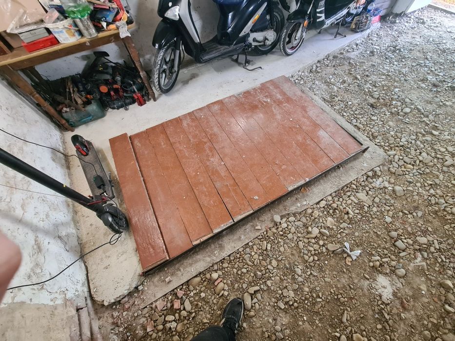 Продам гараж 6X4 кооперативі номер 1 за жд вокзалом