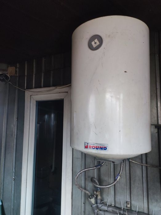 Продам бойлер 80л