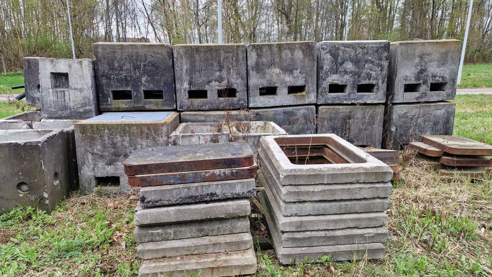 Studzienka betonowa.