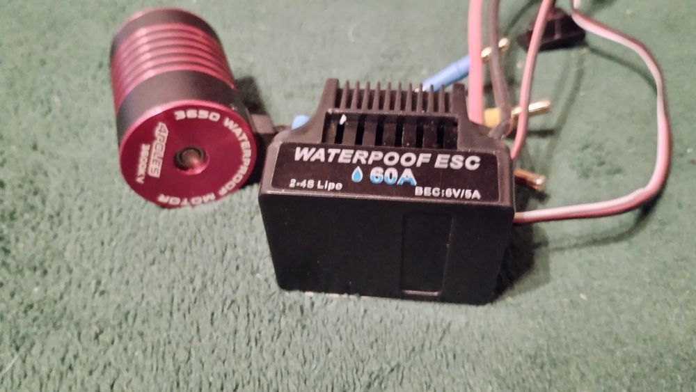 Zestaw bezszczotkowy.