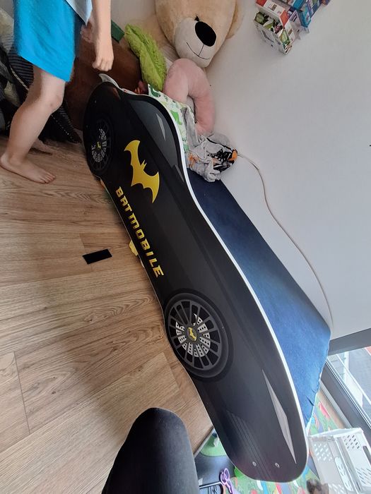 Łóżko batmobil auto