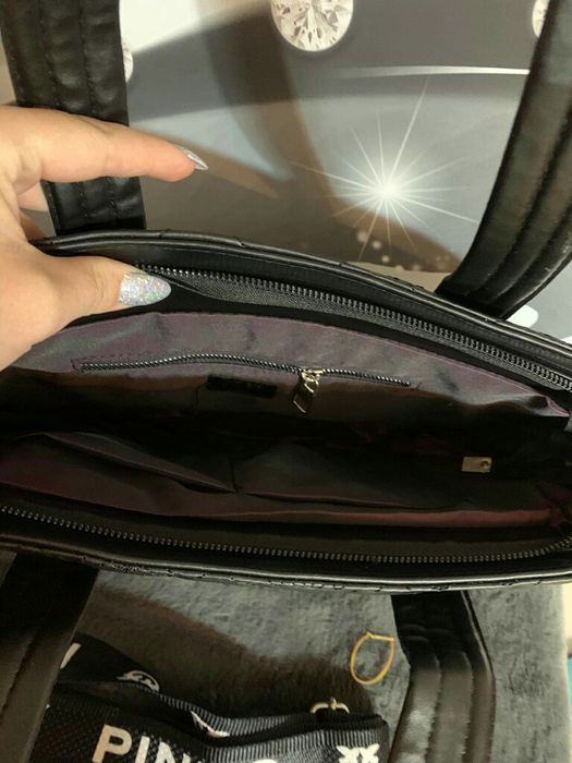 Sprzedam torebkę pinko A4