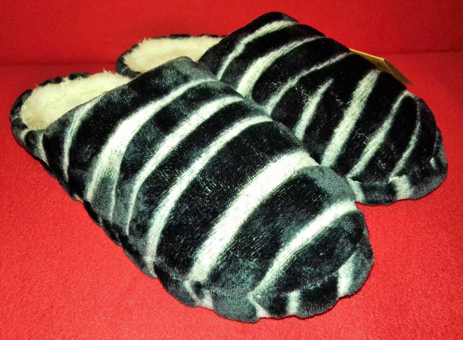 Kapcie tiger print 41