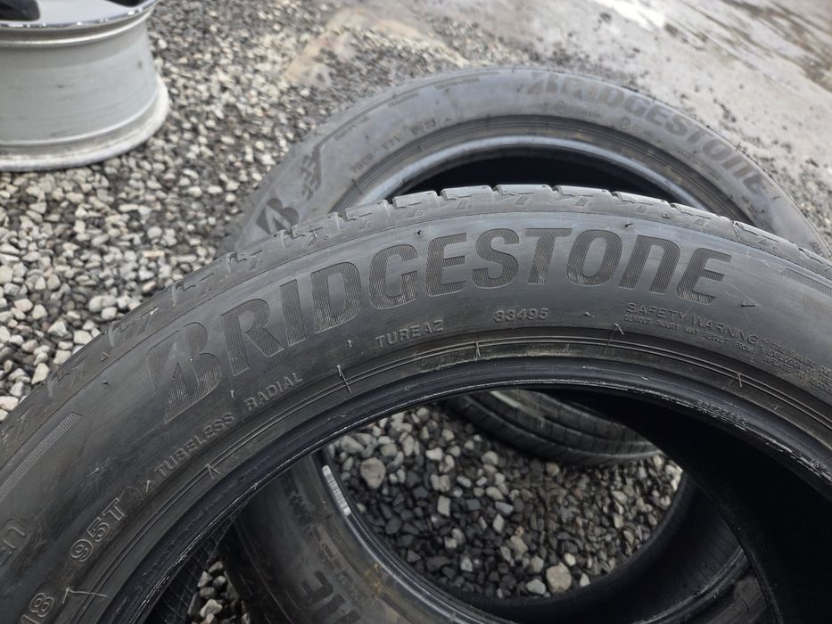 215 55 R18 Bridgestone