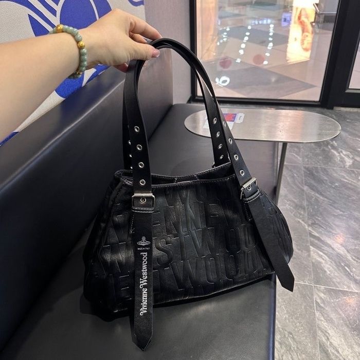 Жіноча шкіряна сумка Vivienne Westwood