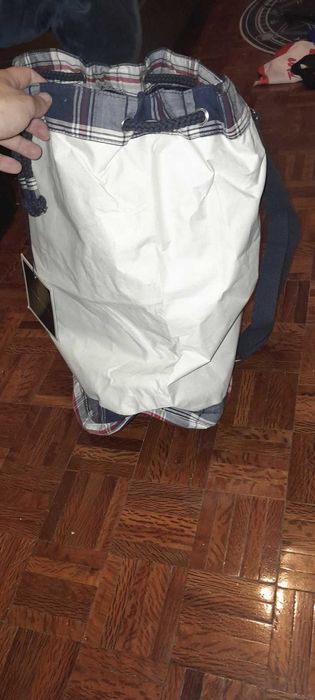 Mala Tommy Hilfiger (com etiqueta)