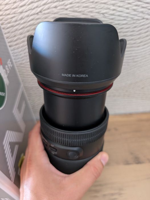 Lente Sony FE 2.0 35 - 150mm Samyang