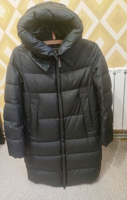 Зимове пальто пуховик