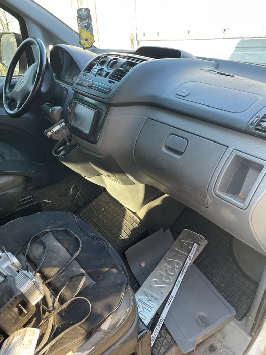 Продам автомобиль мерседес Vito 111