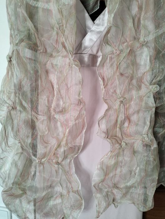 Vendo vestido de cerimónia em rosa clarinho debroado a cetim