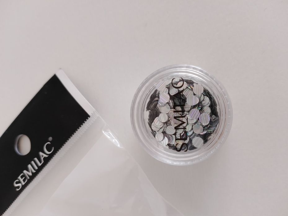 ozdoba do manicure marki Semilac model 711 Holo Piegi