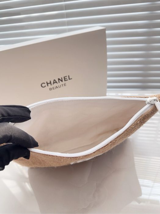 Косметичка Chanel в коробці
