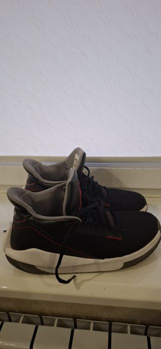 Кроссовки Jordan р.42