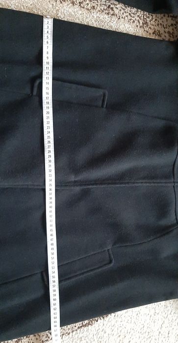 Czarny płaszczyk damski r 18