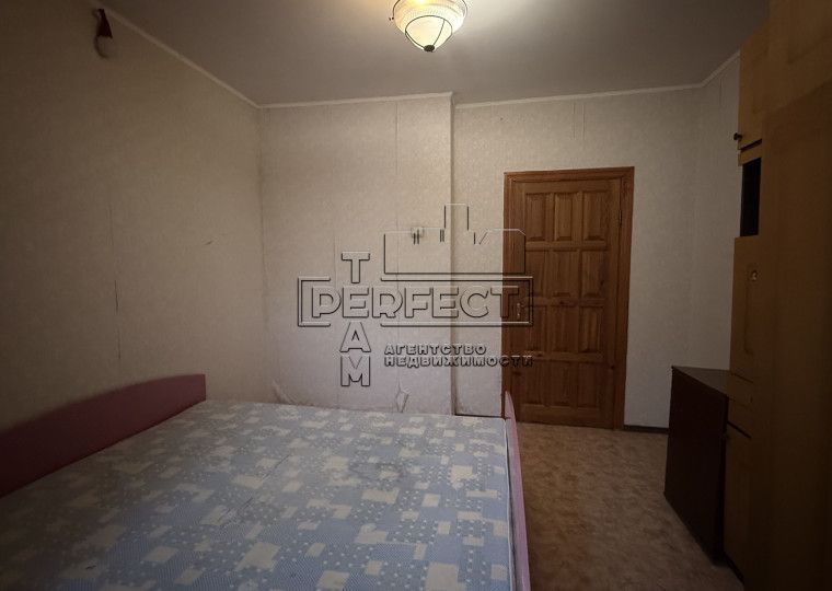 Продаж 3к квартири Бальзака 84