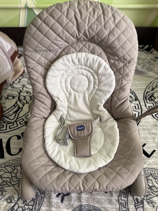 Крісло-гойдалка Chicco Hoopla темно-бежеве