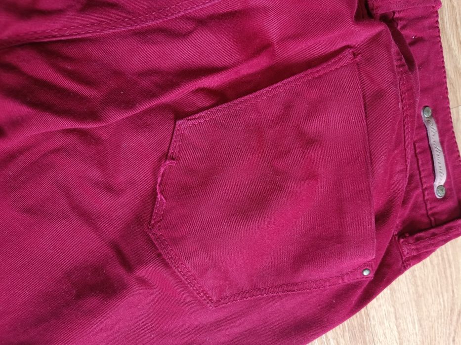 Stradivarius rurki dopasowane obcisłe bordowe XS