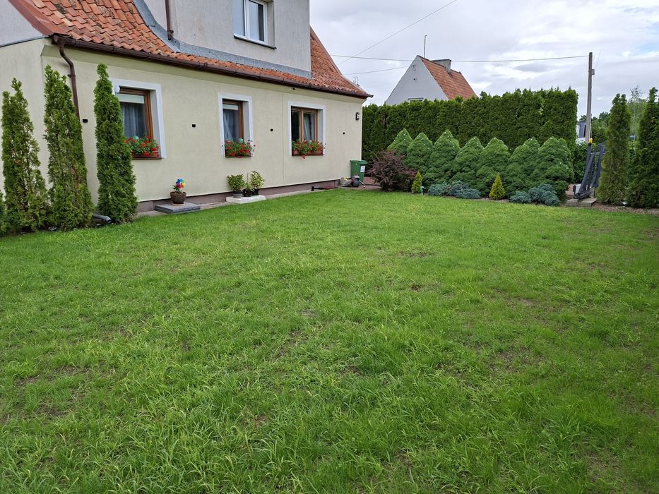 Sprzedam połowe domu na parterze  bezczynszowe o powierzchni 72,92m²