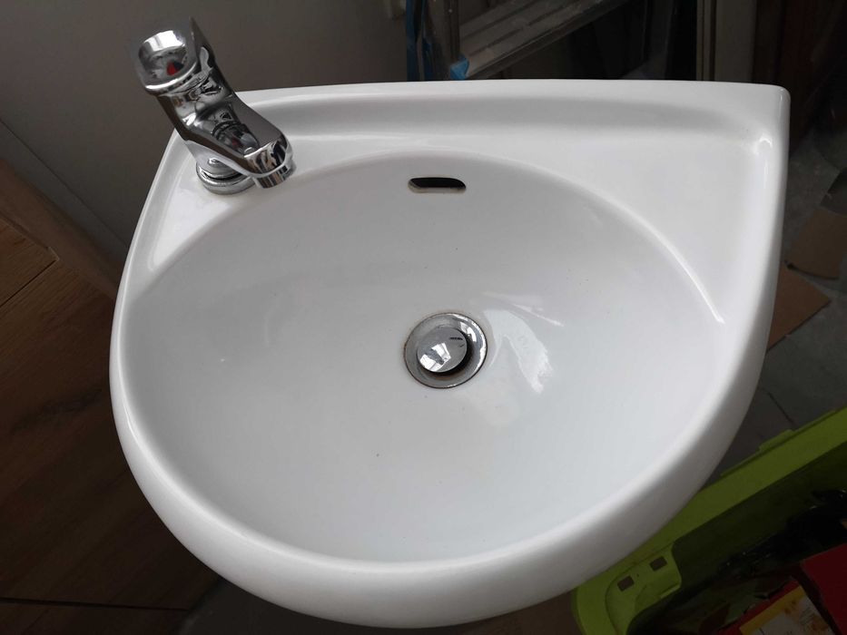 Zlew na nodze umywalka i postument 40 cm z baterią komplet Toruń