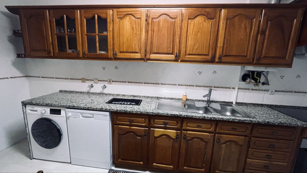 Quarto para arrendar - Agualva