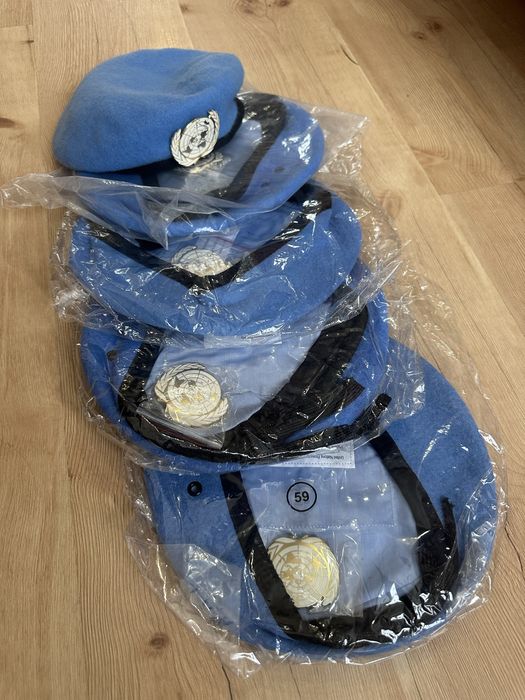 Оригінальний берет ООН з кокардою