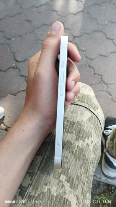 Iphone 13 в гарному стані