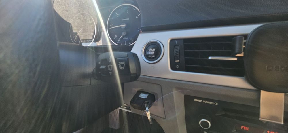 BMW 320d Touring 2010 – Revisões na Marca