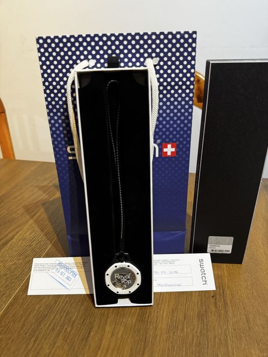 Relógio OCHO NEGRO – Audemars Piguet x Swatch (Coleção Royal Pop)