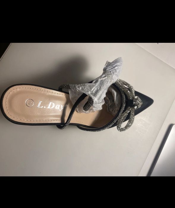 NOWE czarne sandały na klepsydrowym obcasie i platformie z kokardką