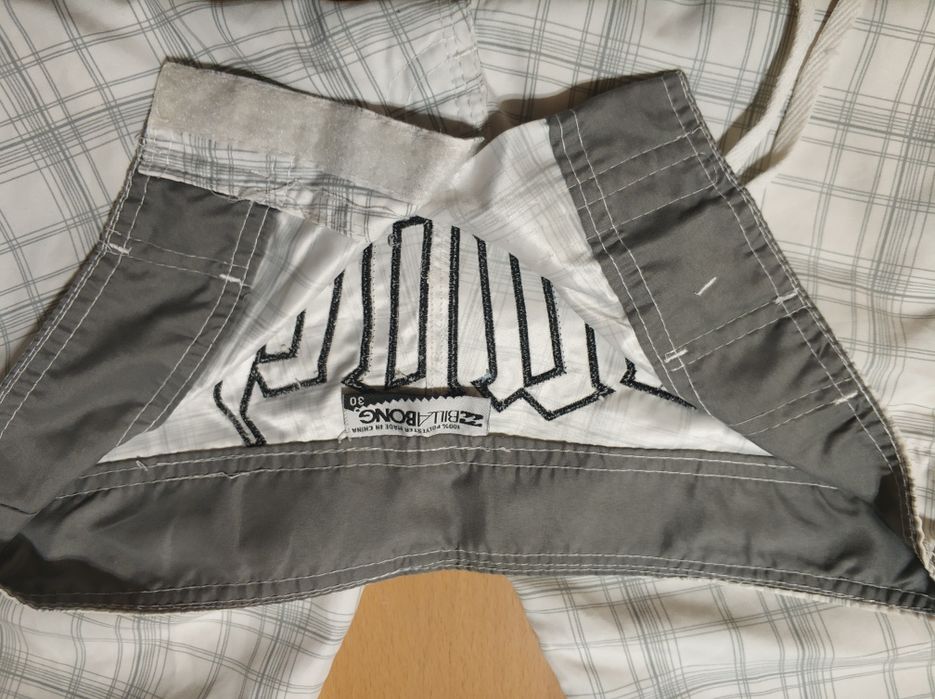 2 calções Billabong tam.30