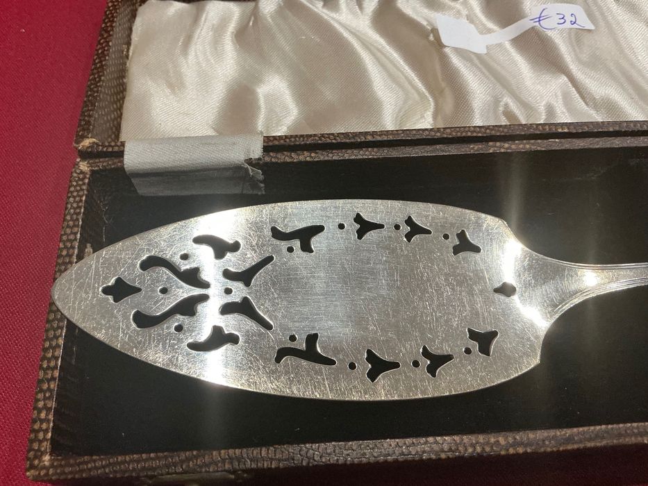 Colher de servir em casquinha com 26 cm anúncios abaixo