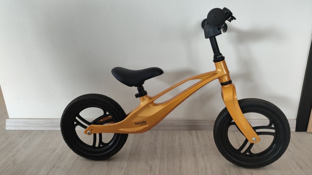 Rowerek biegowy Lionelo Bart +kask  Bobike