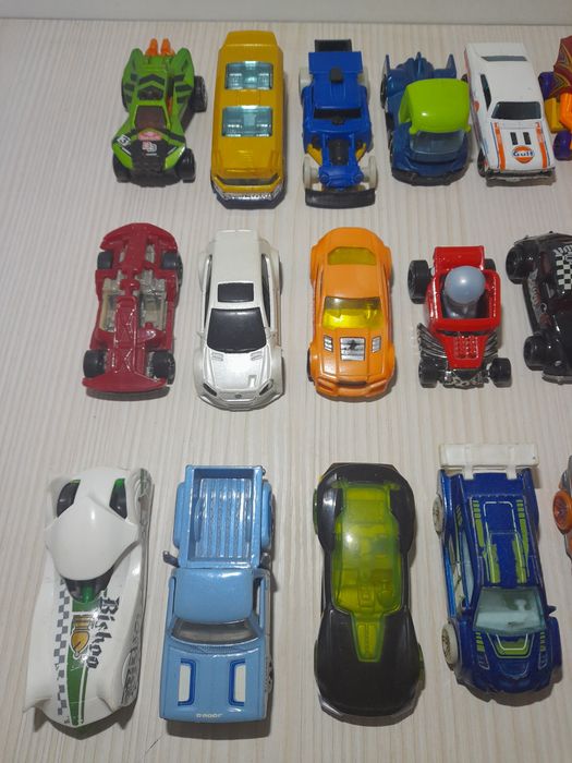 Лот машинок Hot Wheels