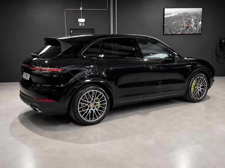 Porsche Cayenne E-Hybrid Platinum Edition