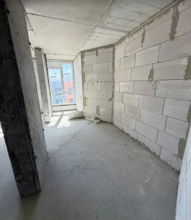 Продаж 1к квартири 34 кв. м на вул. Смакули
