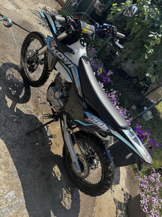 Продам мотоцыкл KOVI JNC 300