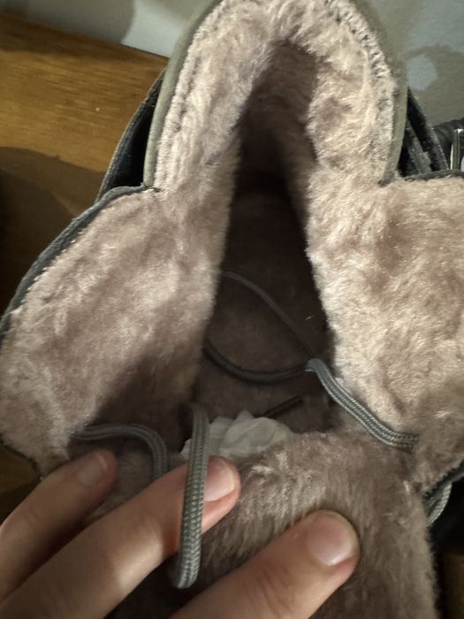 Sapatilha/bota tamanho 43 - novas