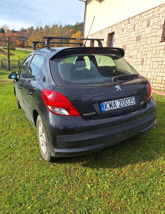 Peugeot 207 czarny 2010 LPG sprawny 1.4