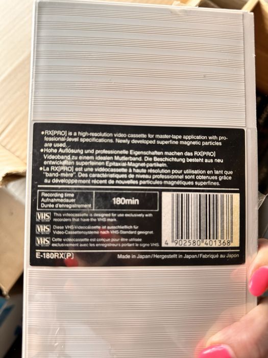 High-Quality VHS Tapes: Sony, TDK, Maxell 18064751091094018123