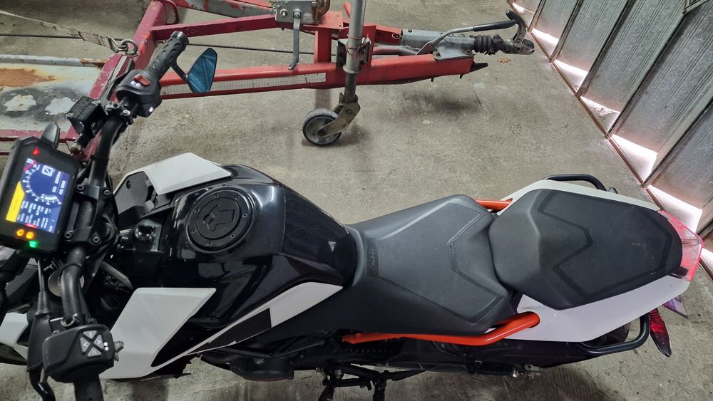 KTM Duke 125 Ano 2022