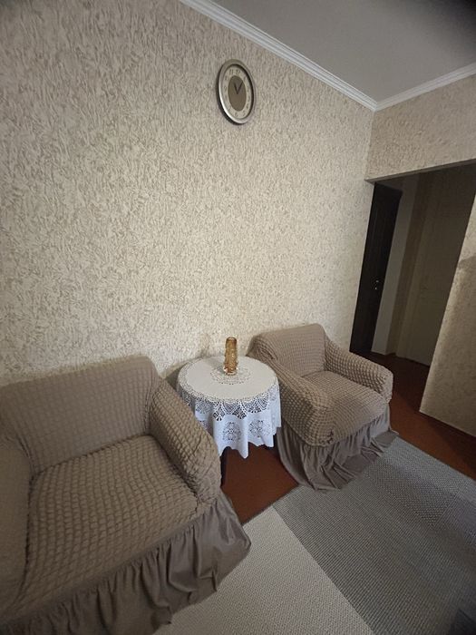 Здам 2 хкімн квартиру район Центру , з Агв