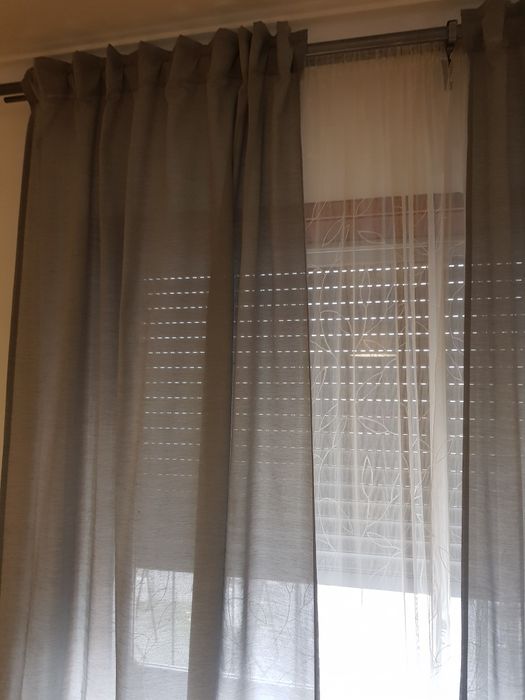 Conjunto de cortinados com varão  duplo e acessórios