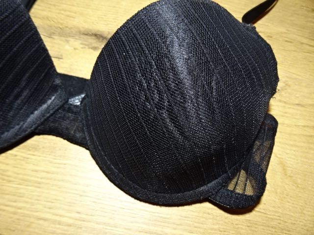 Primark czarny biustonosz 75 B