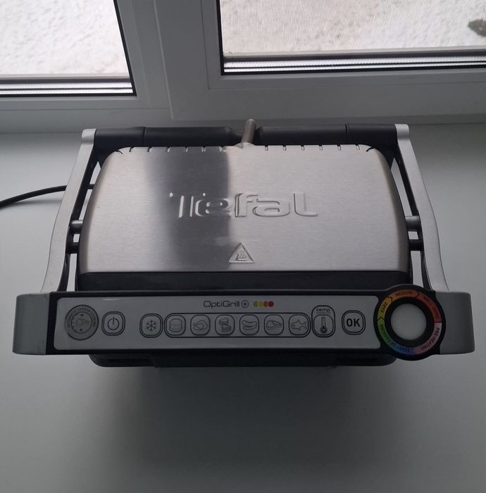 Гриль Tefal OPTIGRILL+ Waffles GC716D12